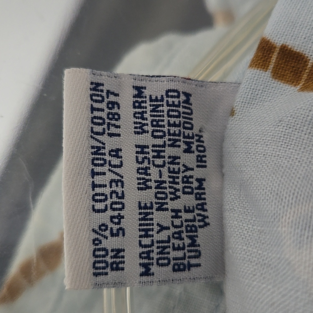 Old Navy tropical short sleeve shirt - Picture 5 of 9